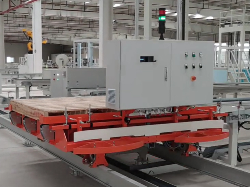 立庫鏈條RGV軌道車(chē)